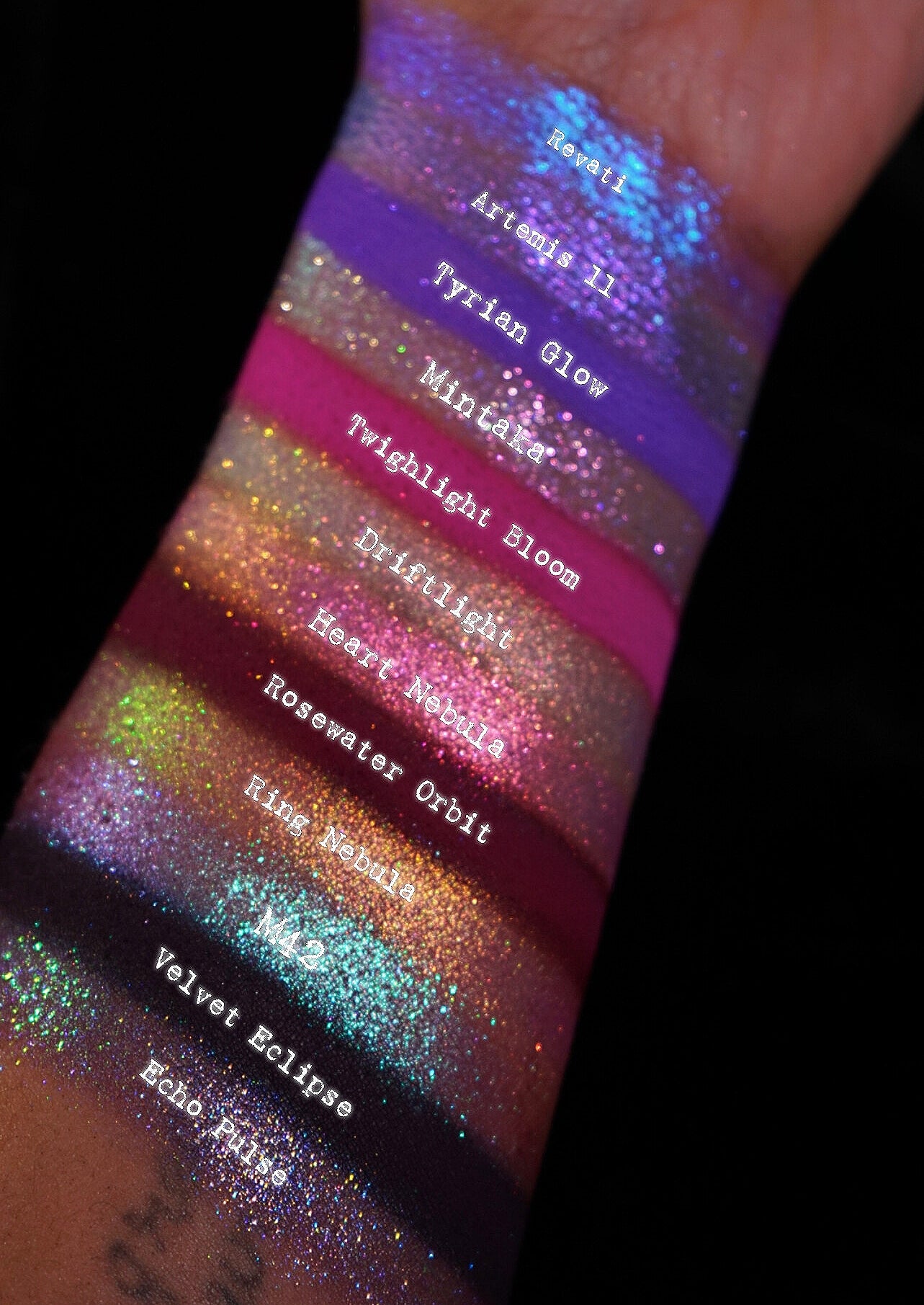 Driftlight - multichrome eyeshadow