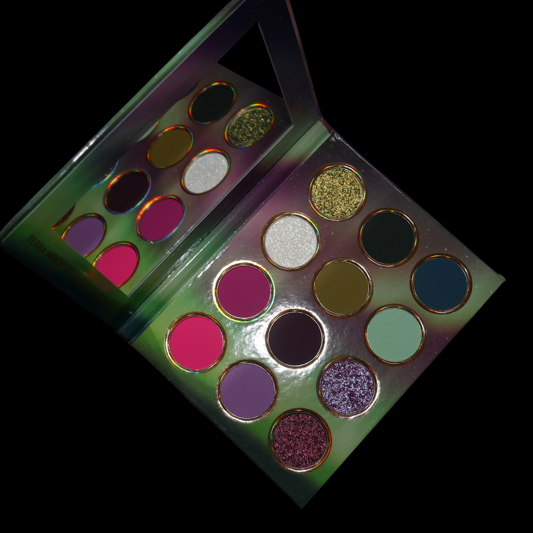 Aurora Chasing TM x Ellie Starr | Eyeshadow Palette