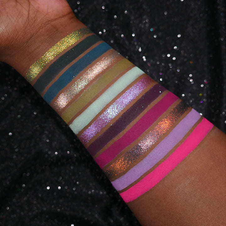 Aurora Chasing TM x Ellie Starr