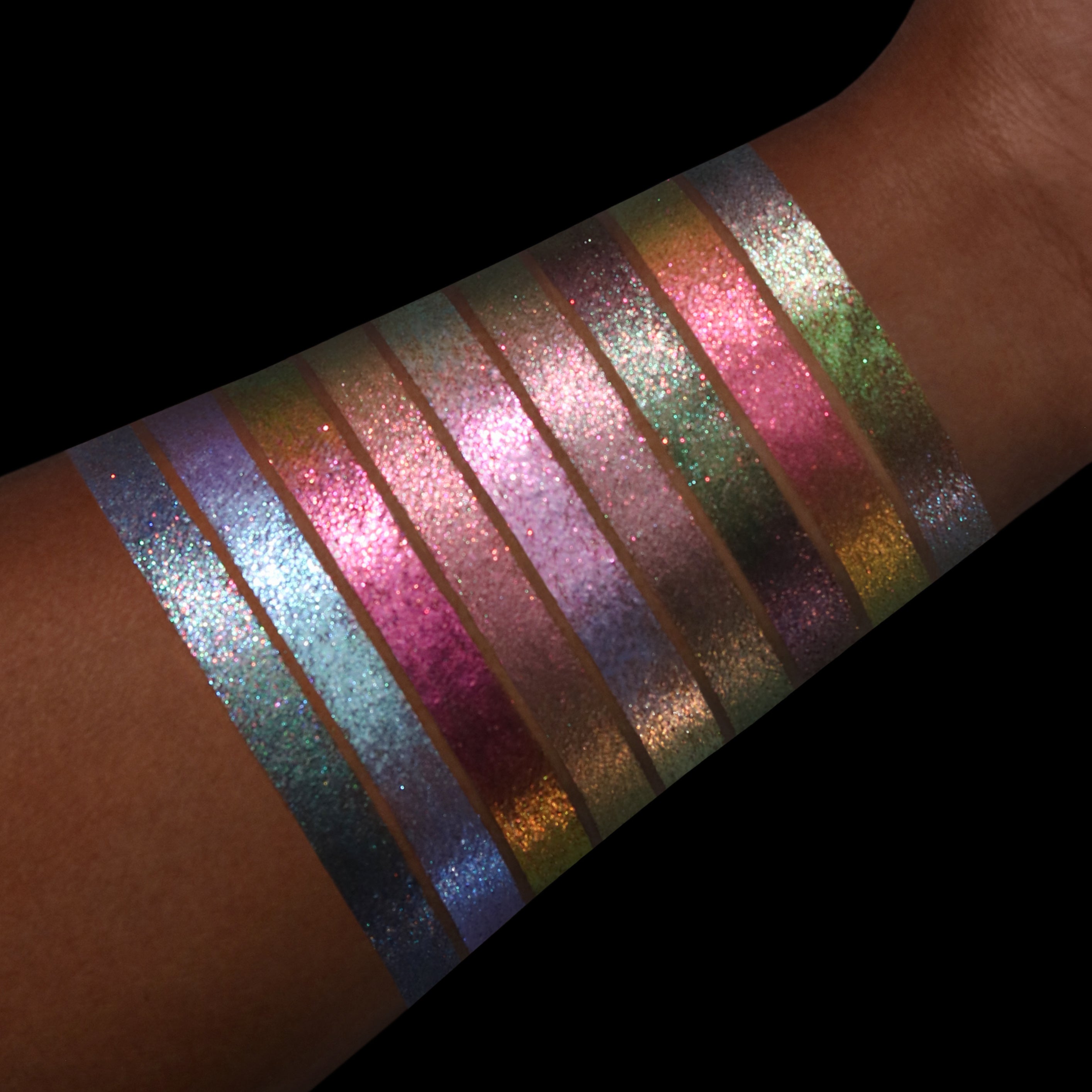 フェイスカラー CONSTELLATION DREAMS Alleyway Denim 117-Color Folding Eyeshadow Palette-6PCS(KC1409