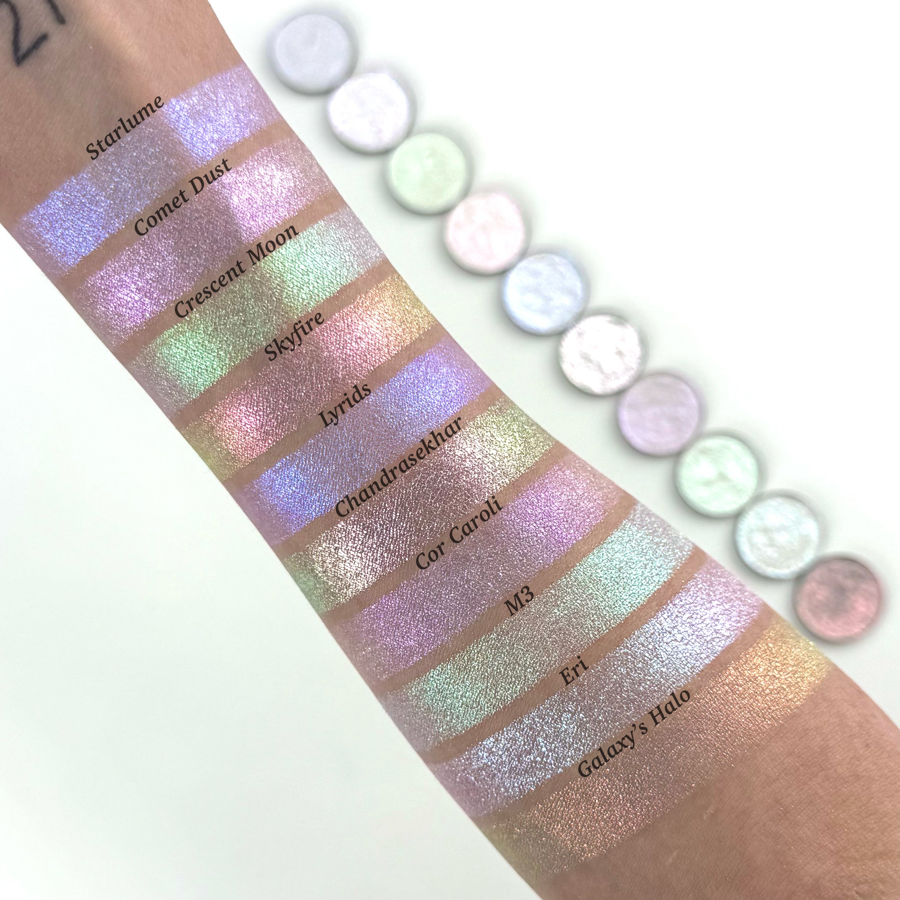M3 – Iridescent Duochrome Eyeshadow